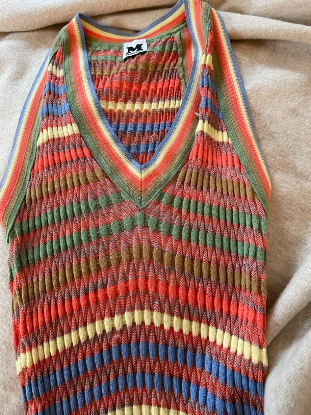 Missoni Rainbow Ribbed V-Neck Knit Tank — Red, Green, Blue, Yellow Sz 8 womans - Picture 2 of 9